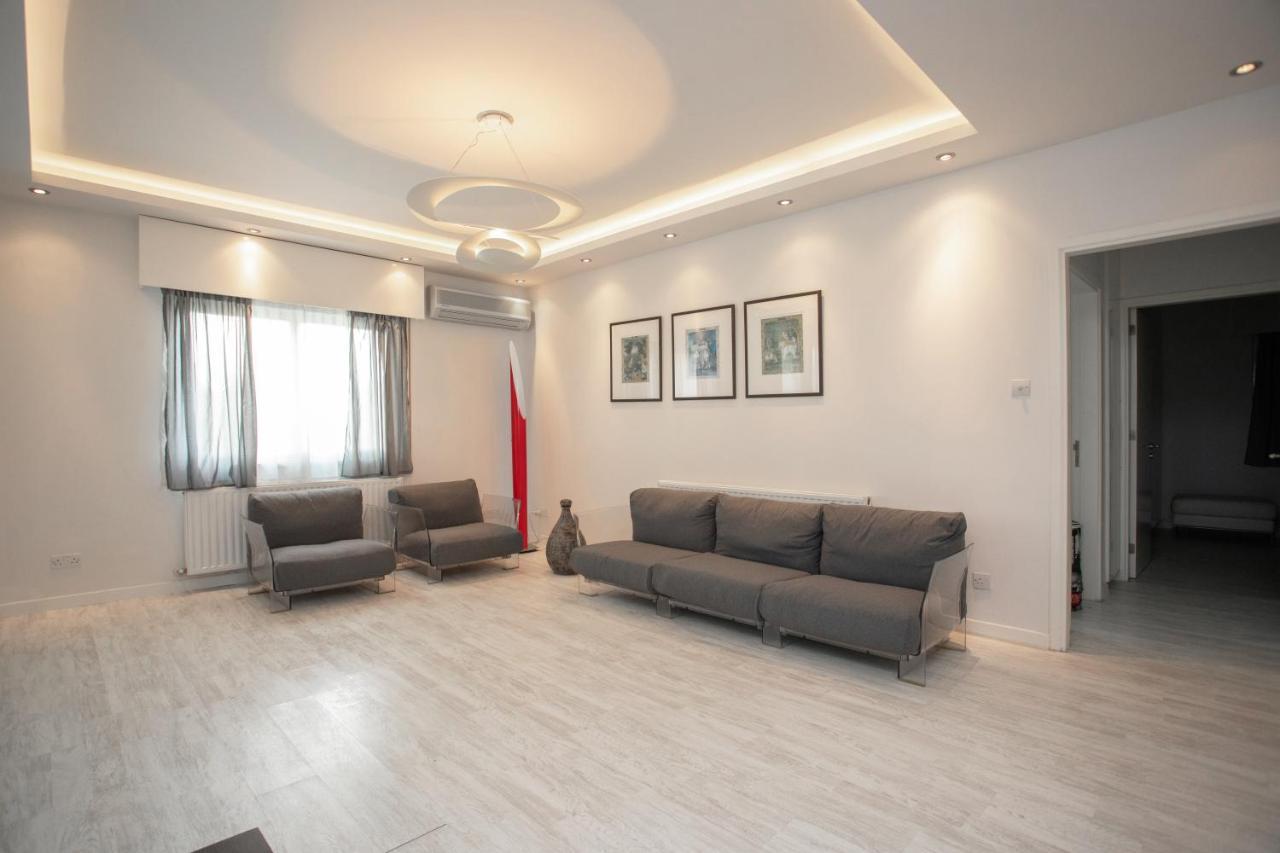 Mayra Seafront Luxury Apartment Limassol Zewnętrze zdjęcie